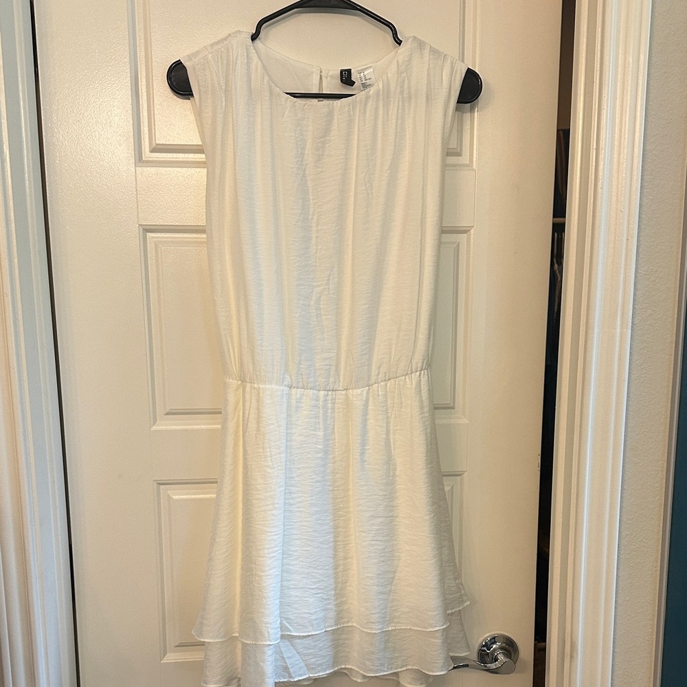H&M Divided White Top